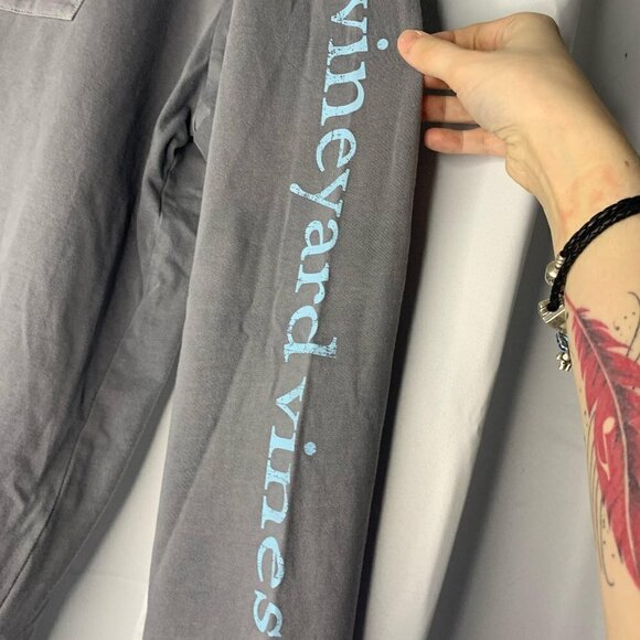 Vineyard Vines Men's Burgee, Vintage Whale Long-Sleeve Pocket Tee, Gray. - Picture 3 of 4